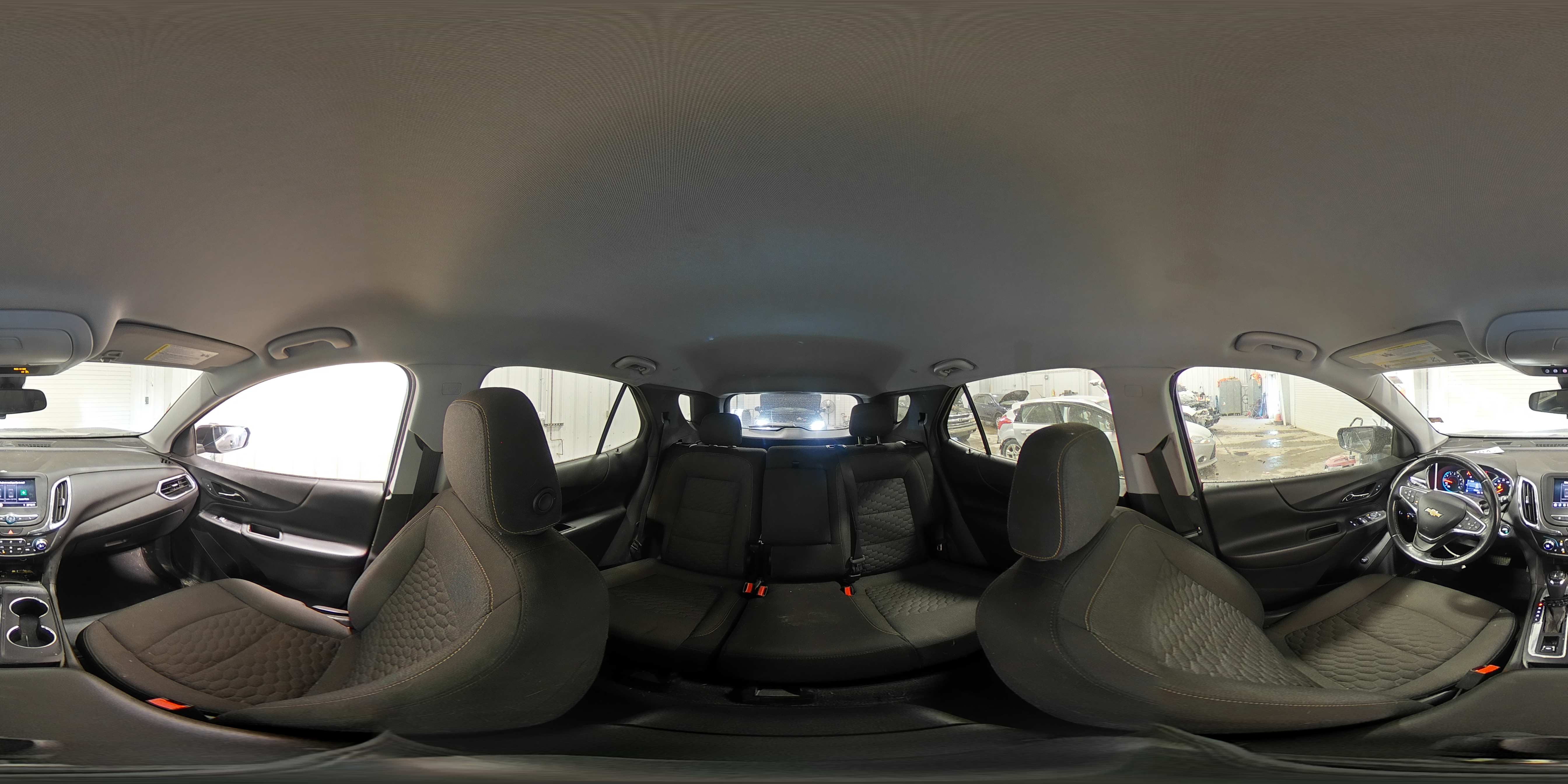 2020 Chevrolet Equinox - Image 16