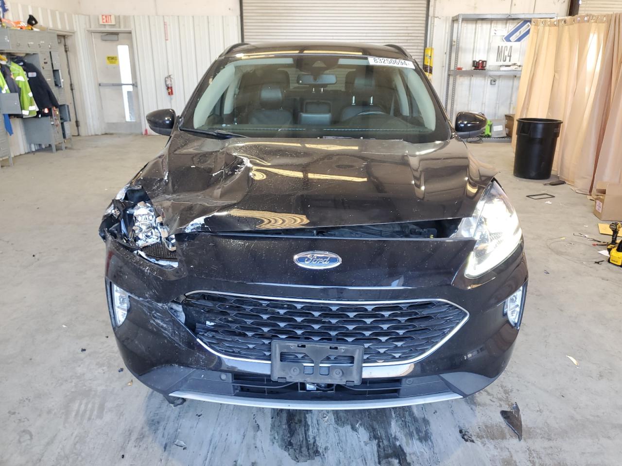 2020 Ford Escape - Image 5
