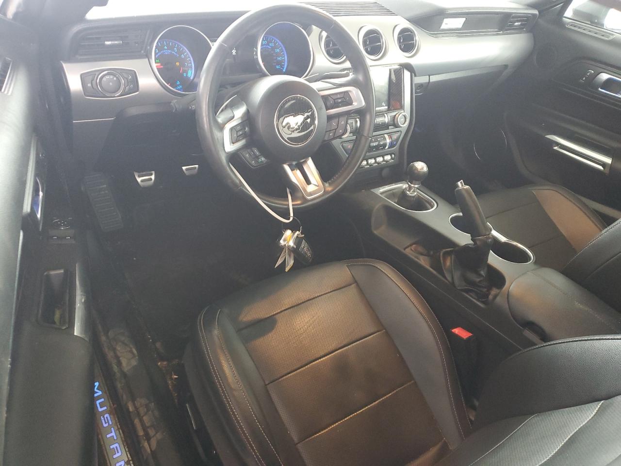 2018 Ford Mustang - Image 8