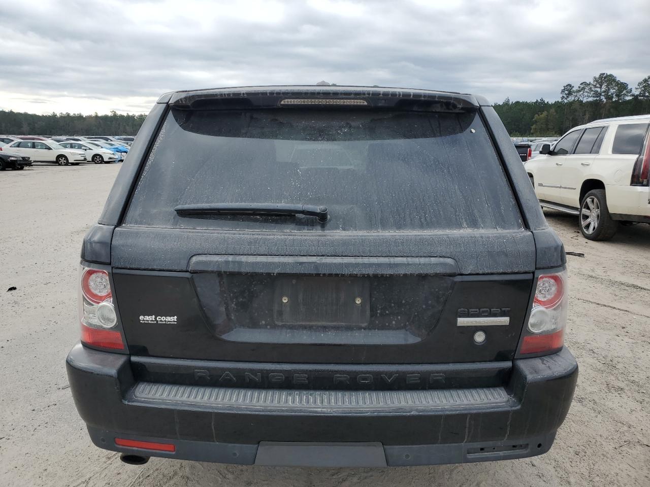 2011 Land Rover Range Rover - Image 6