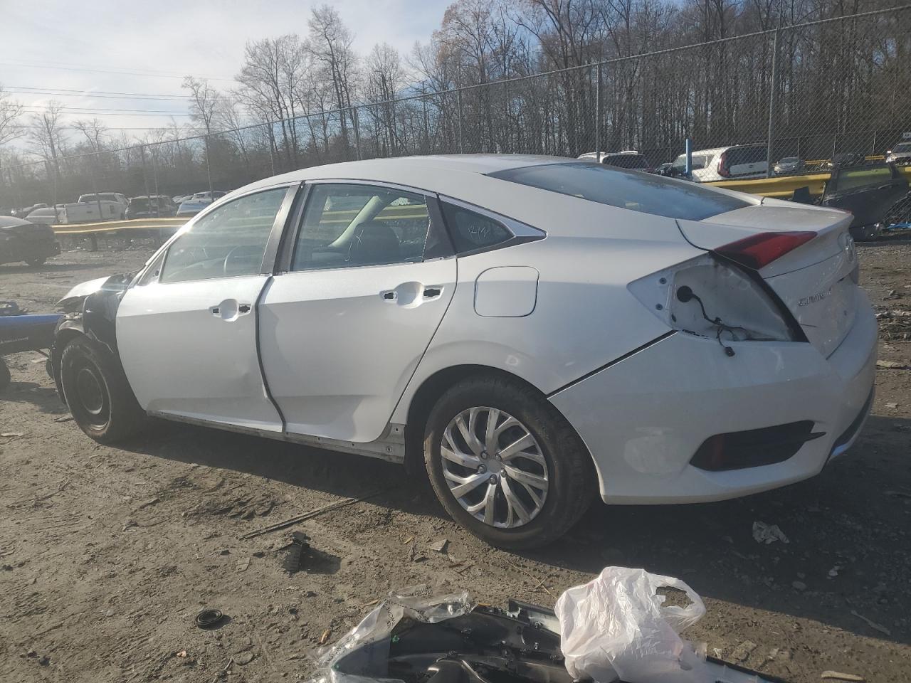 2019 Honda Civic - Image 2