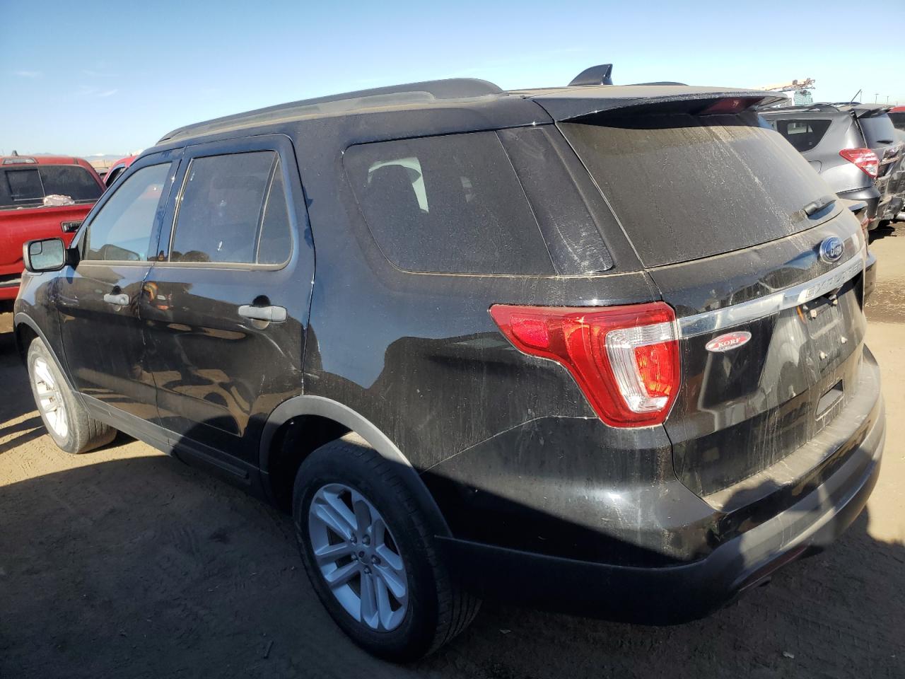 2016 Ford Explorer - Image 2