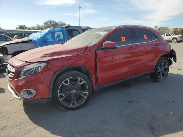  MERCEDES-BENZ GLA-CLASS 2019 Czerwony