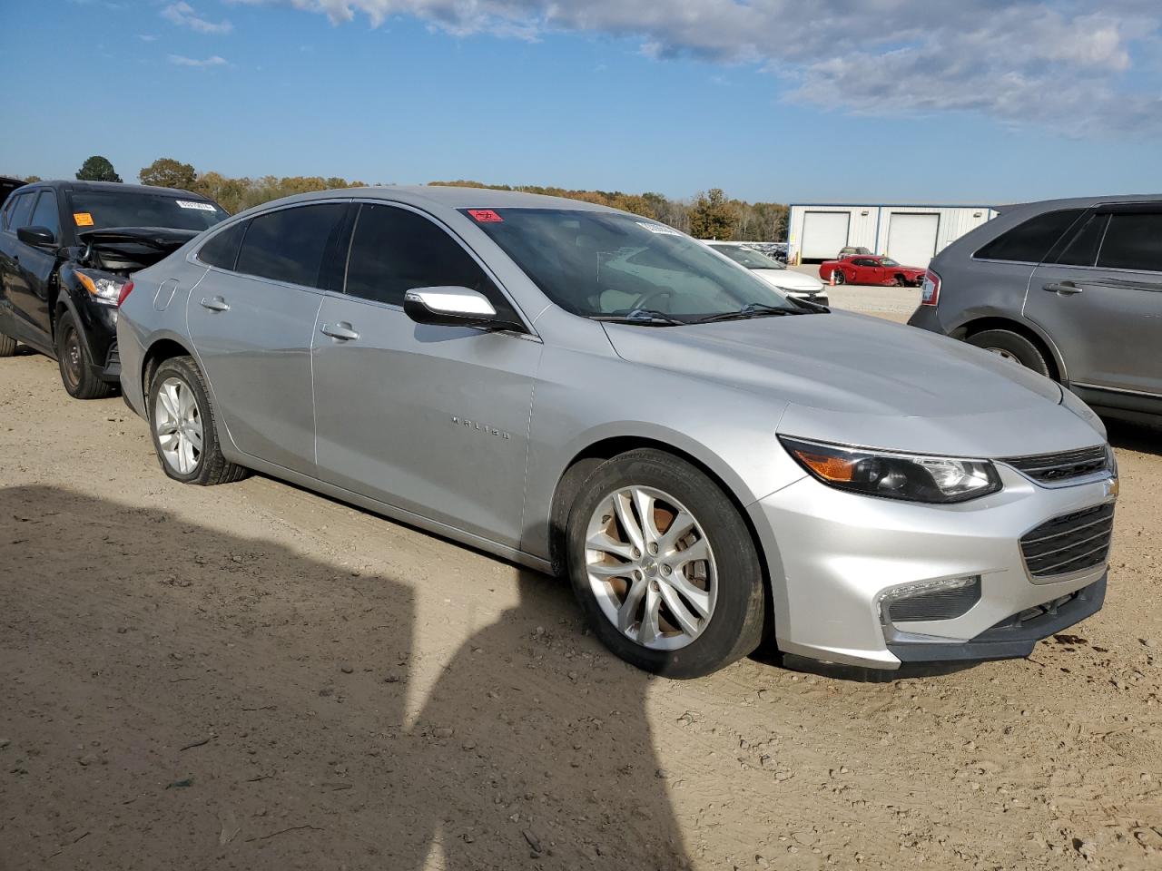 VIN 1G1ZD5ST9JF169635 2018 CHEVROLET MALIBU no.4