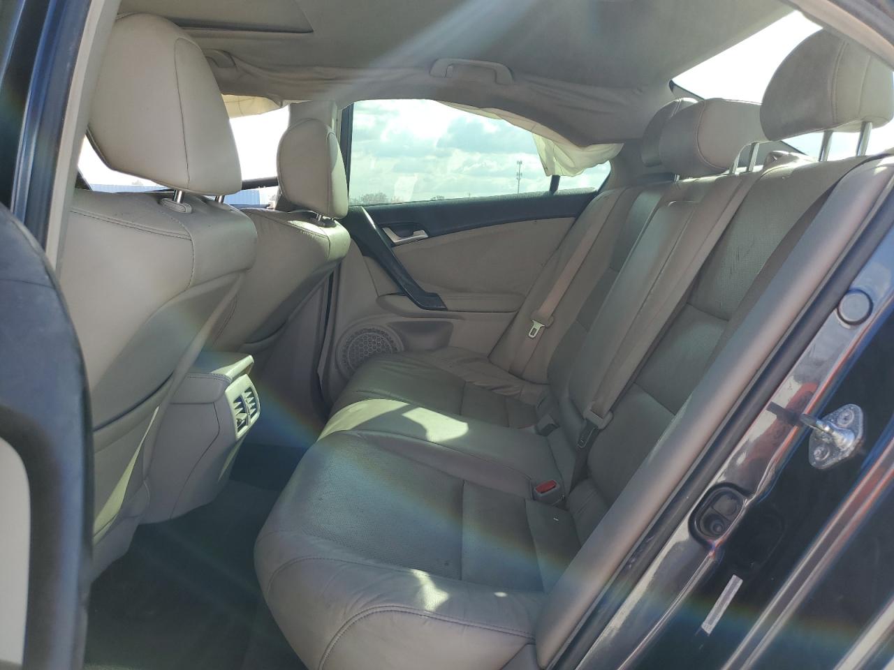 2014 Acura TSX - Image 11