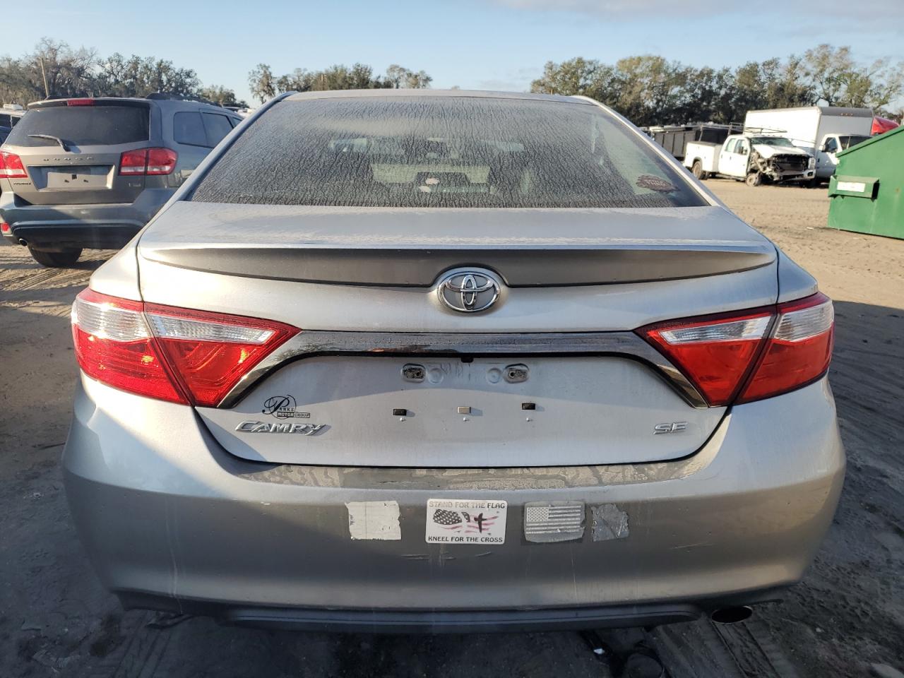 VIN 4T1BF1FK4GU170334 2016 TOYOTA CAMRY no.6