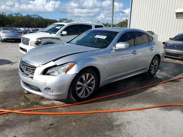  INFINITI Q70 2014 Srebrny