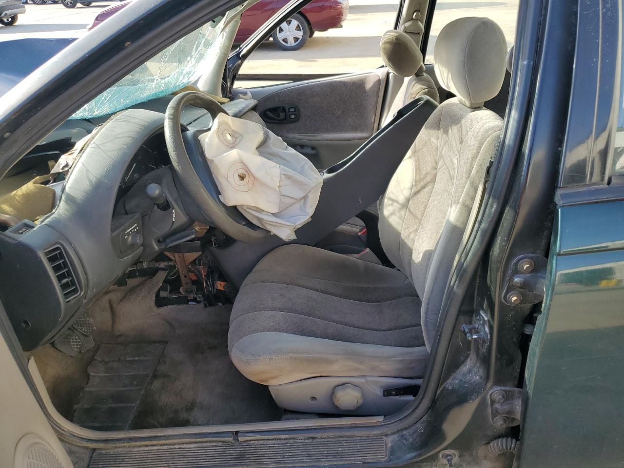 1996 Saturn SL - Image 7