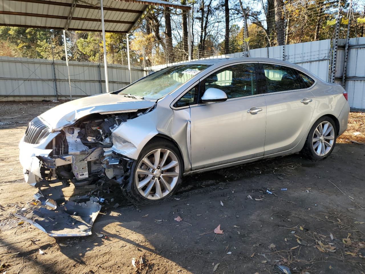 2016 Buick Verano Premium for Sale in Austell, GA - Front End