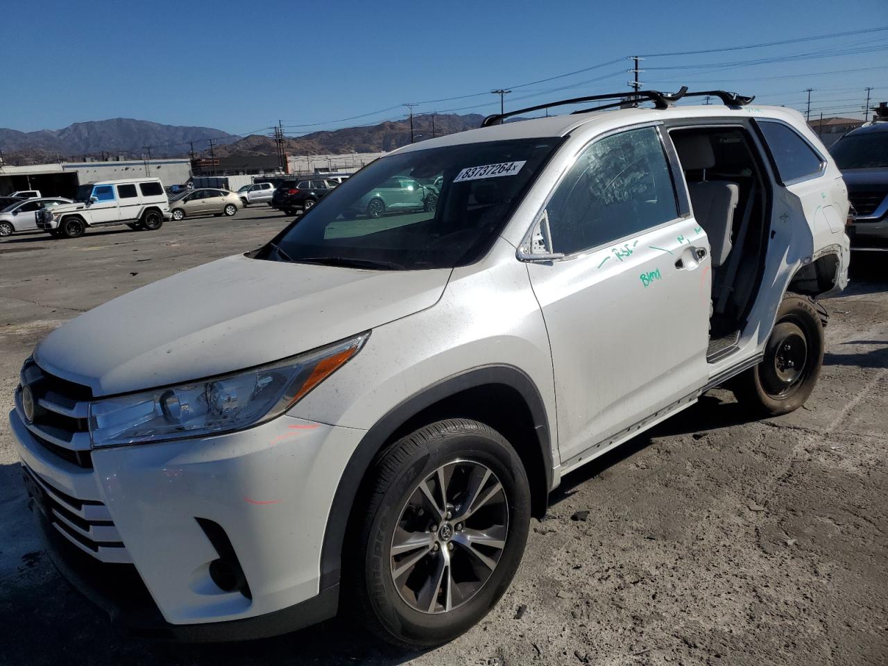 2018 TOYOTA HIGHLANDER