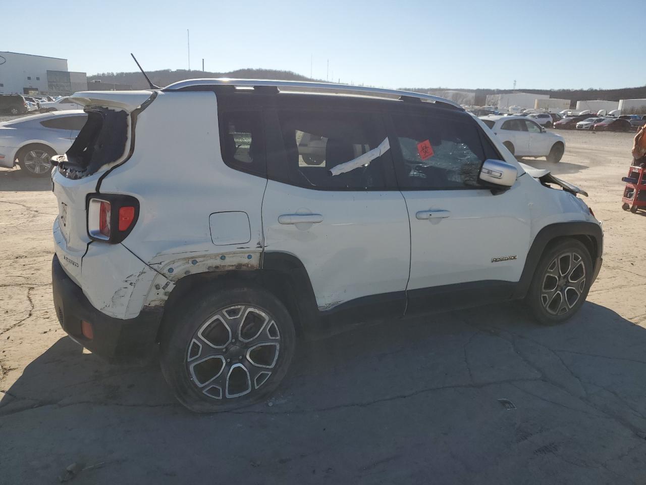 2016 Jeep Renegade - Image 3