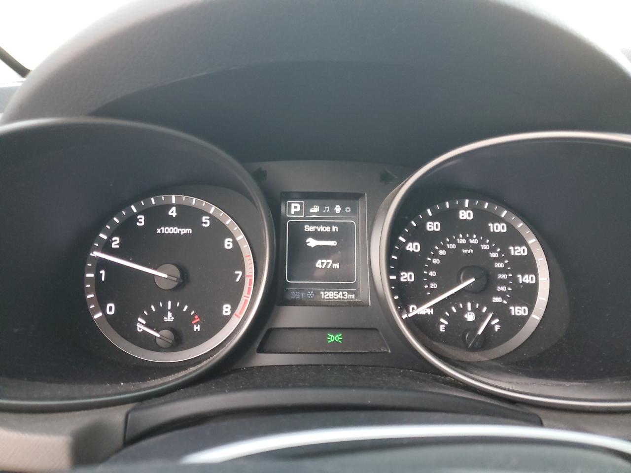 2019 Hyundai Santa Fe - Image 9