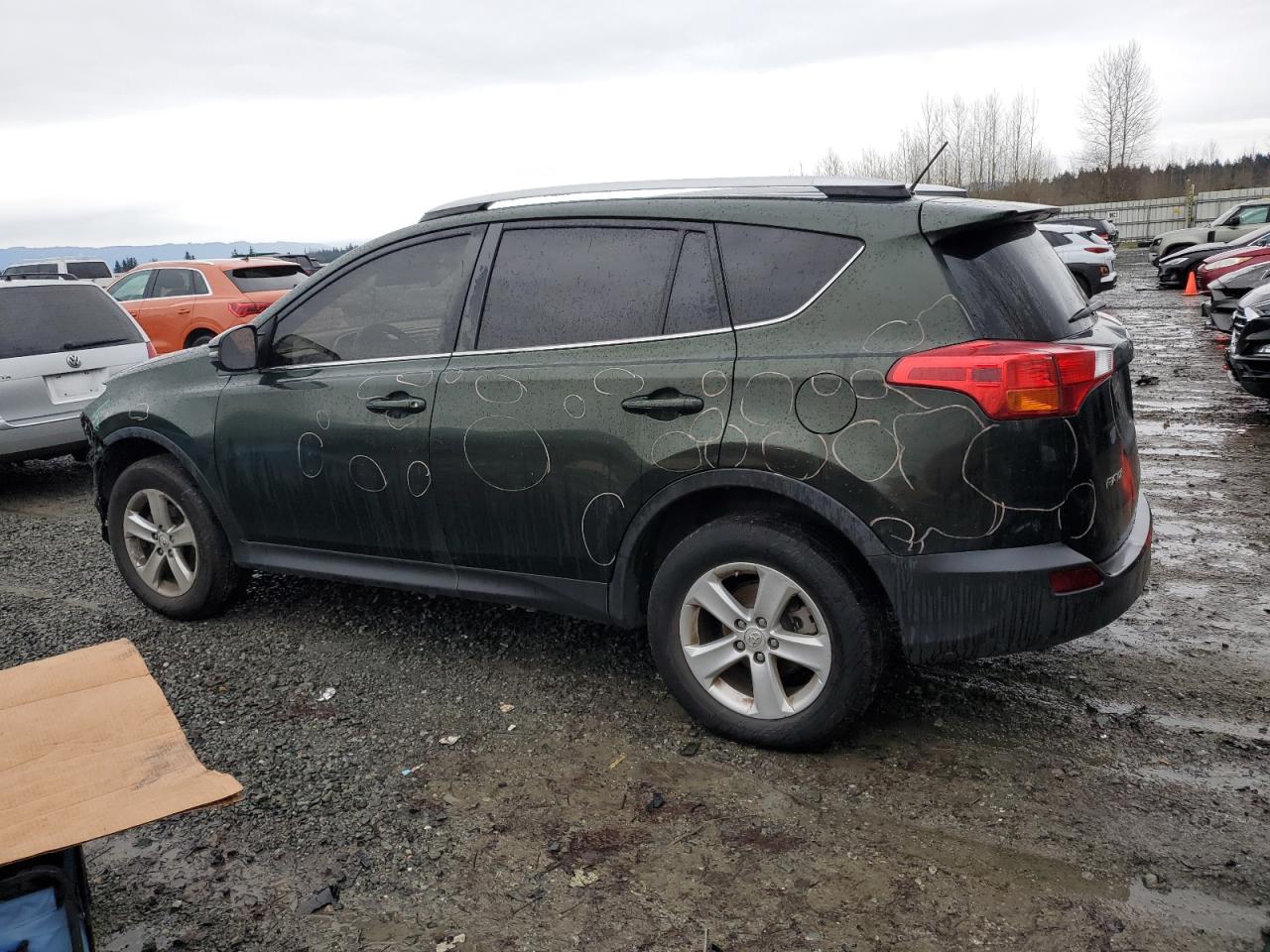 VIN 2T3RFREV1DW121765 2013 TOYOTA RAV4 no.2