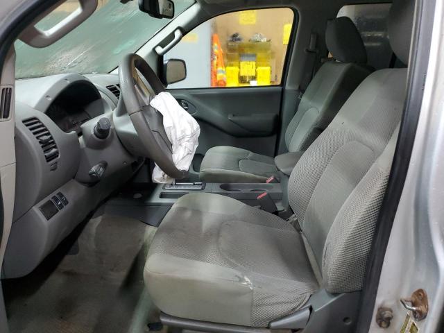 Пикапы NISSAN FRONTIER 2013 Серебристый