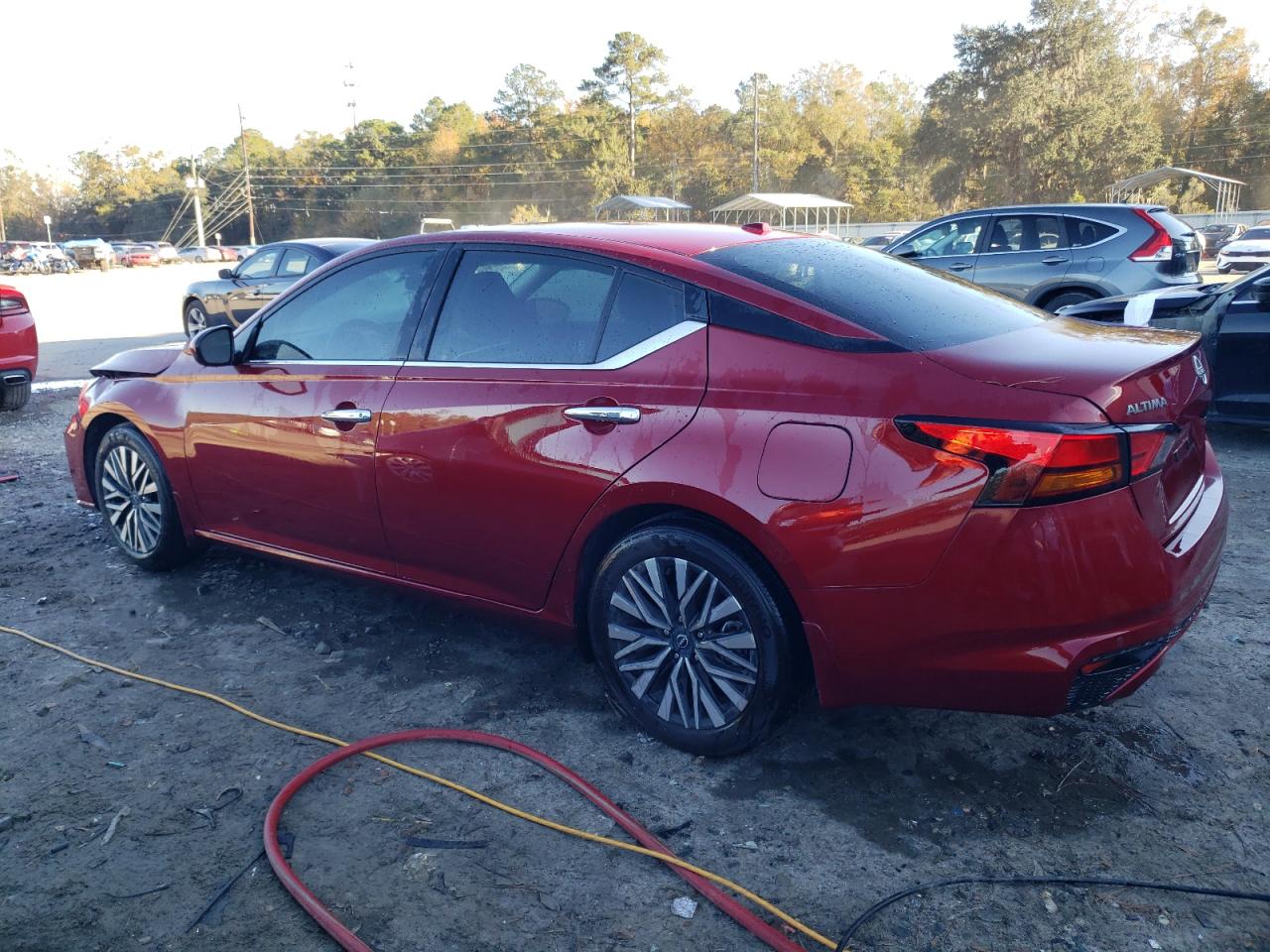 2024 Nissan Altima - Image 2
