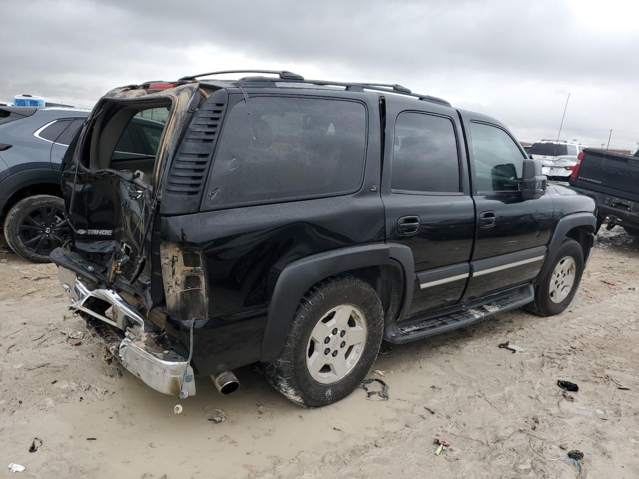 2006 Chevrolet Tahoe - Image 3