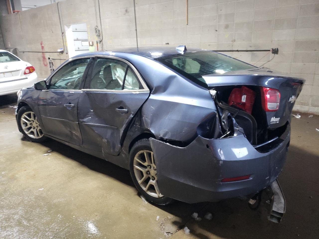 2014 Chevrolet Malibu - Image 2