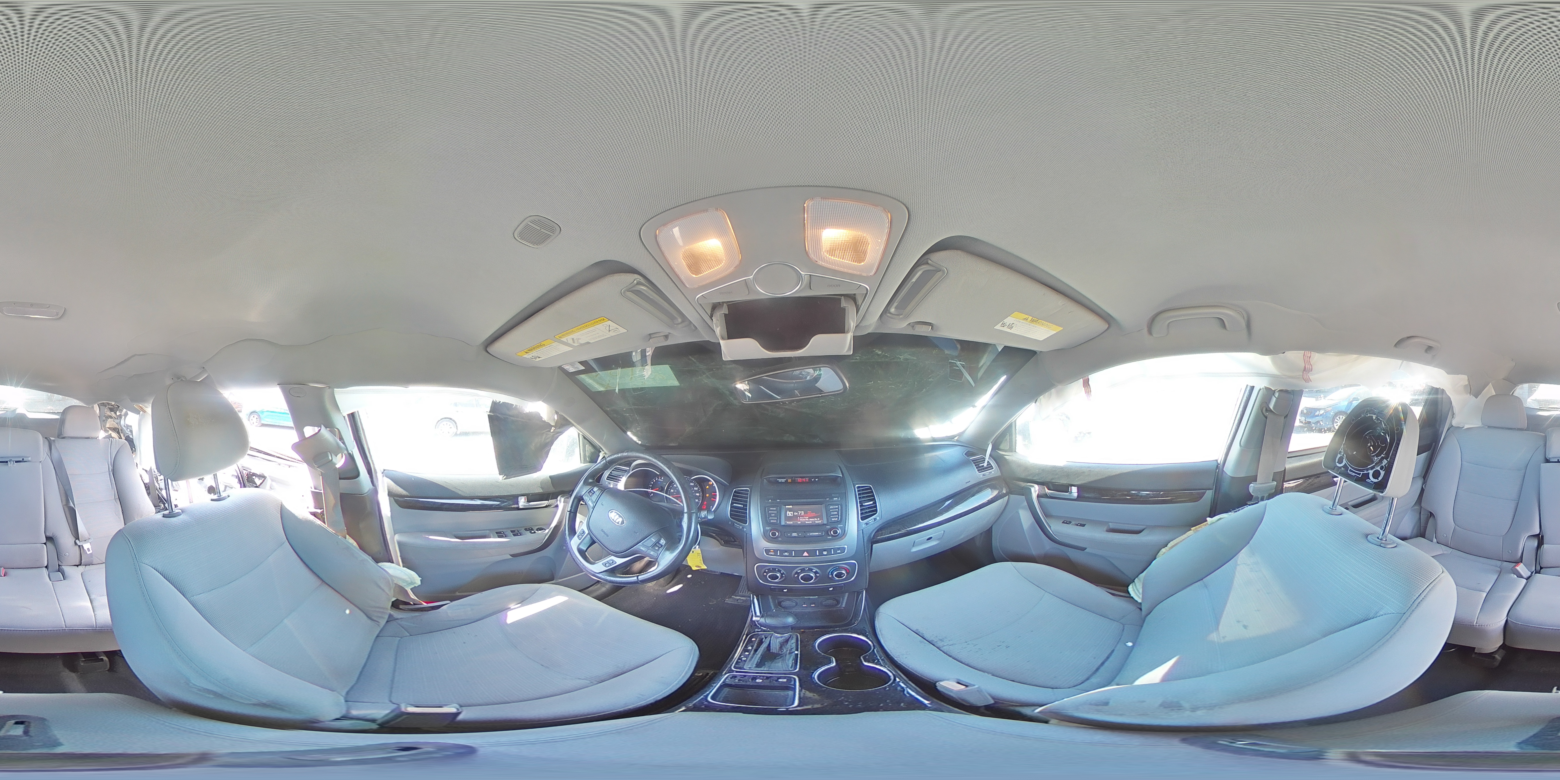 2014 Kia Sorento - Image 16