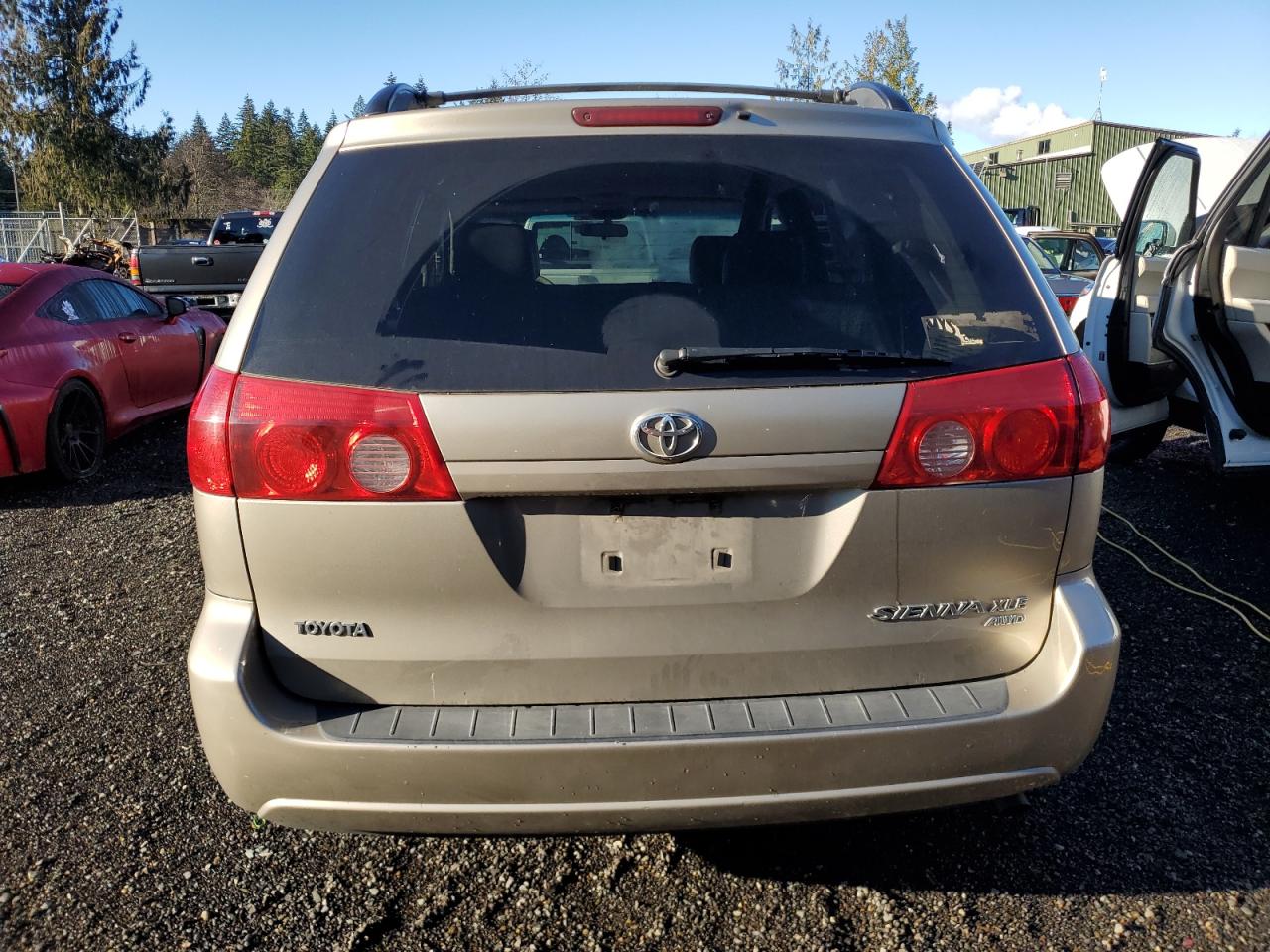 2007 Toyota Sienna Xle VIN: 5TDBK22C27S008128 Lot: 82772754
