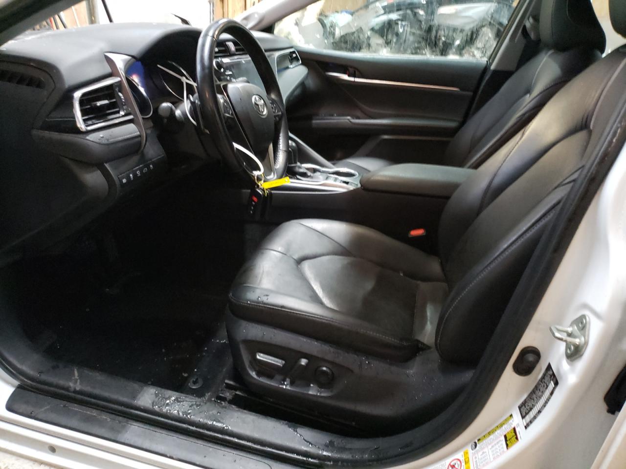 2018 Toyota Camry - Image 7