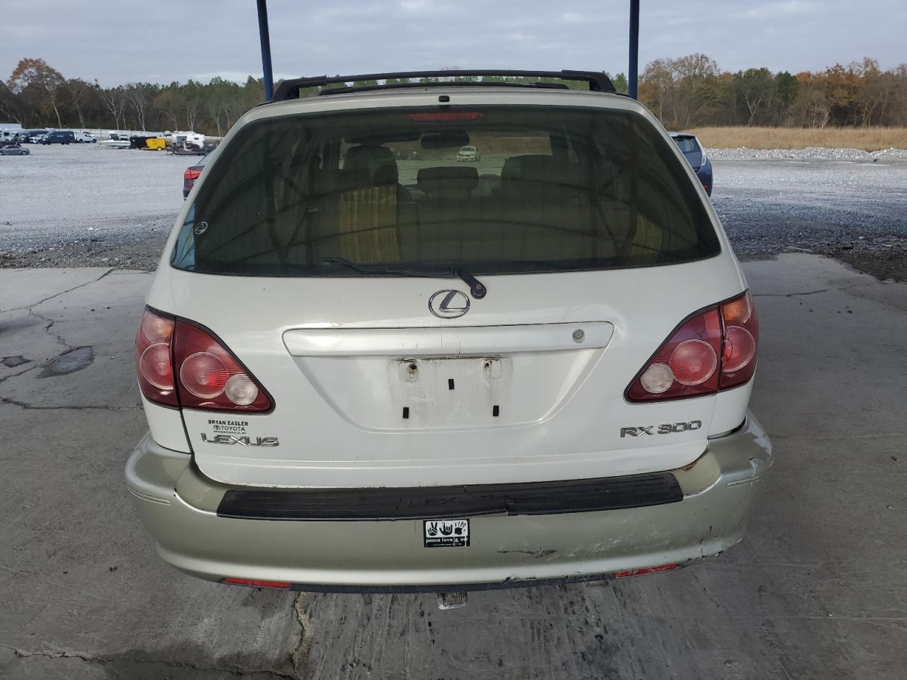 2000 Lexus RX - Image 6
