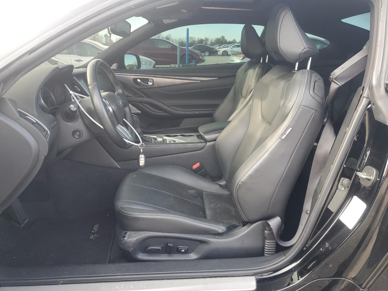 2018 Infiniti Q60 - Image 7