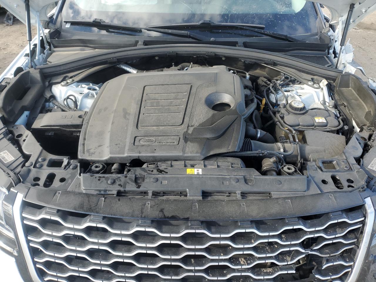 2020 Land Rover Range Rover - Image 12