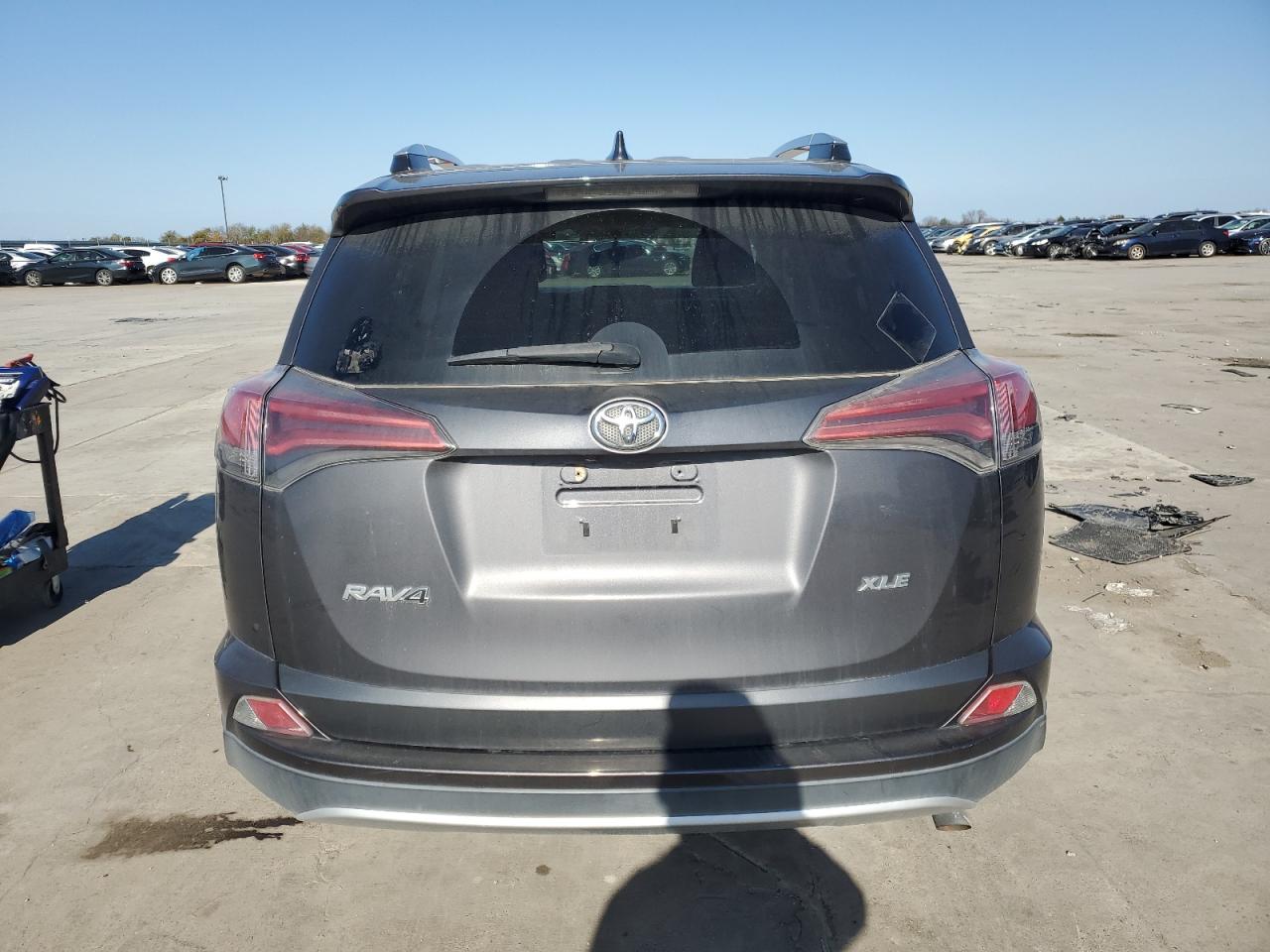 2016 Toyota RAV 4 - Image 6