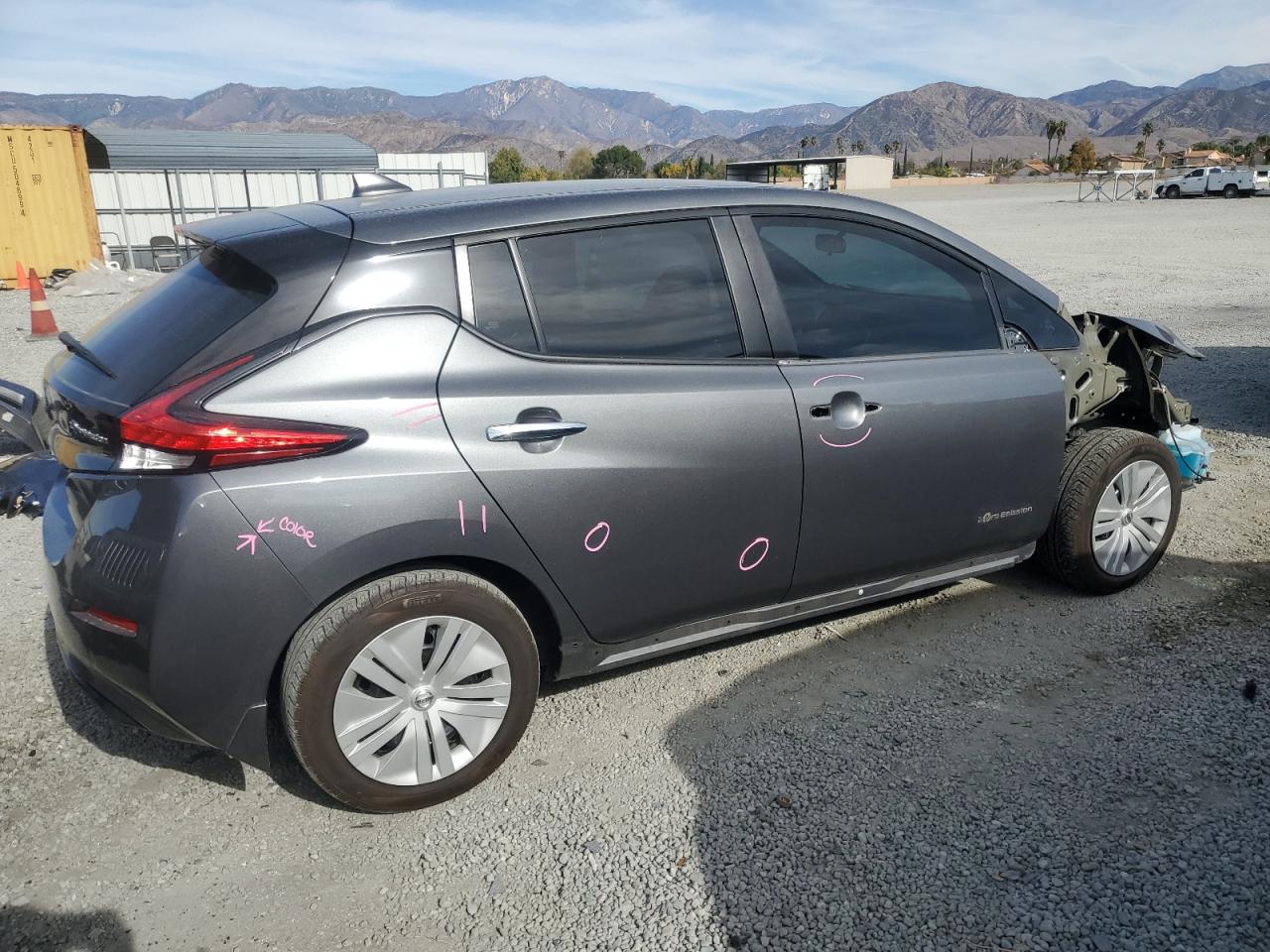 2018 Nissan Leaf - Image 3