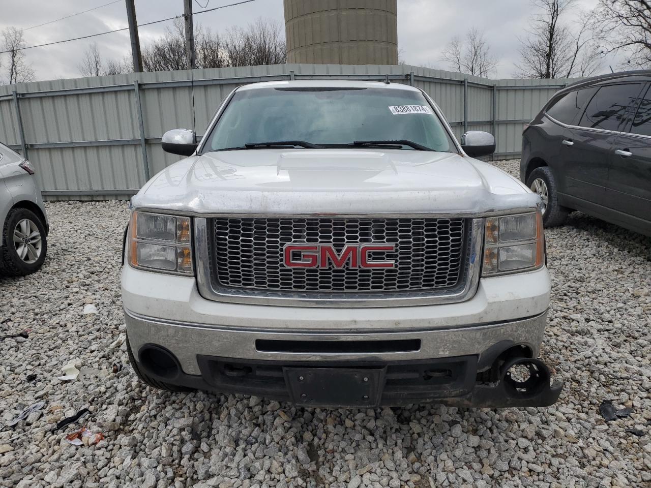 2010 GMC Sierra - Image 5