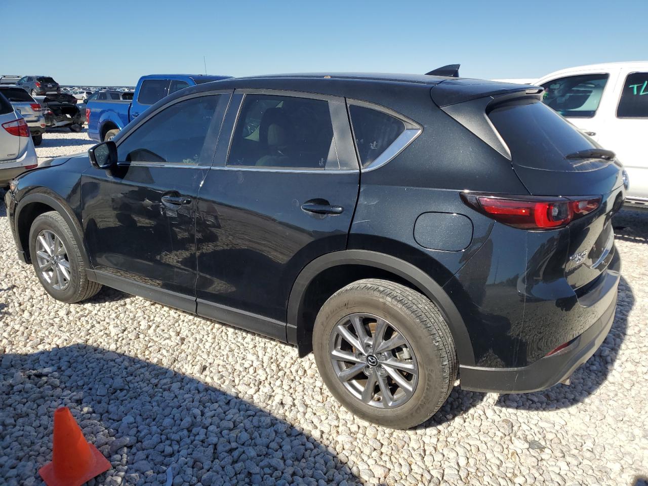 2023 Mazda CX-5 - Image 2