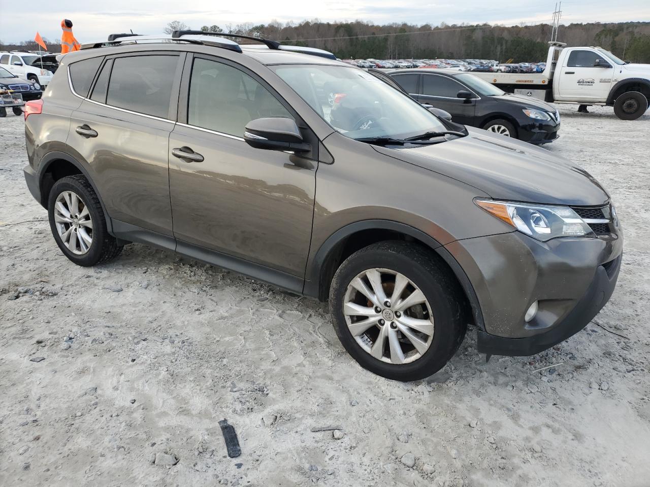 2013 Toyota RAV 4 - Image 4
