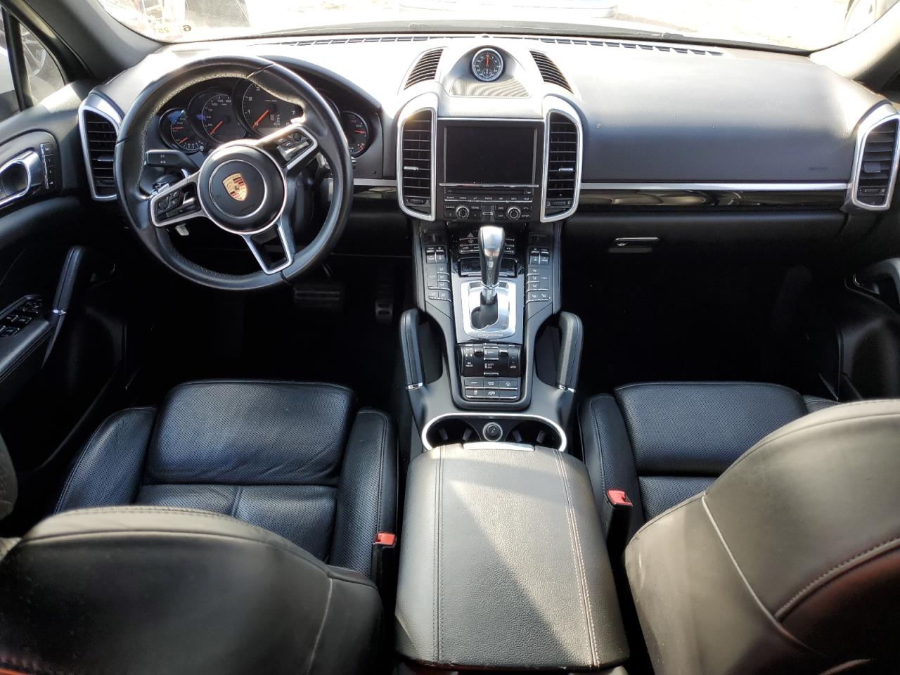 2016 Porsche Cayenne - Image 8
