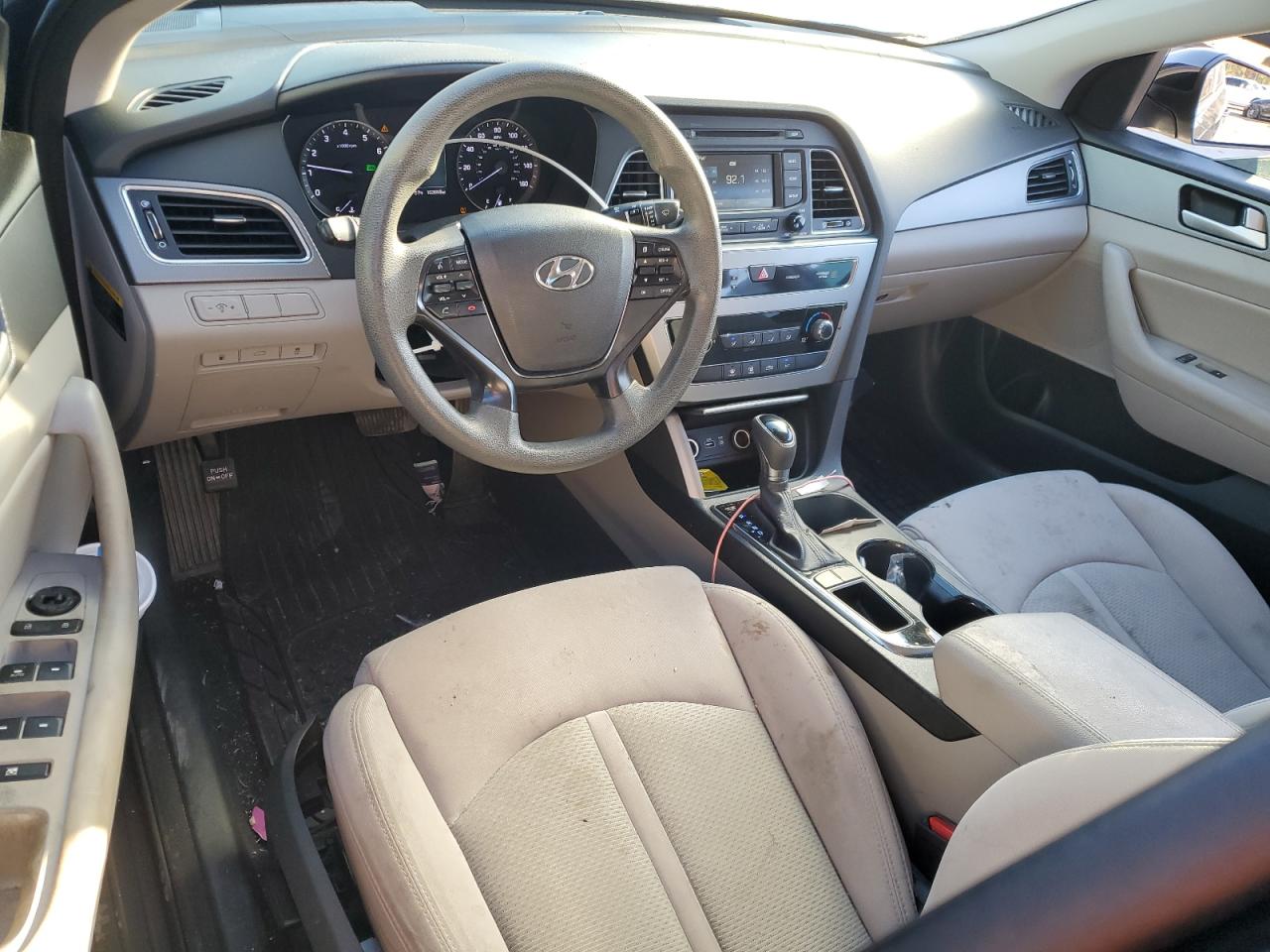 2015 Hyundai Sonata - Image 8