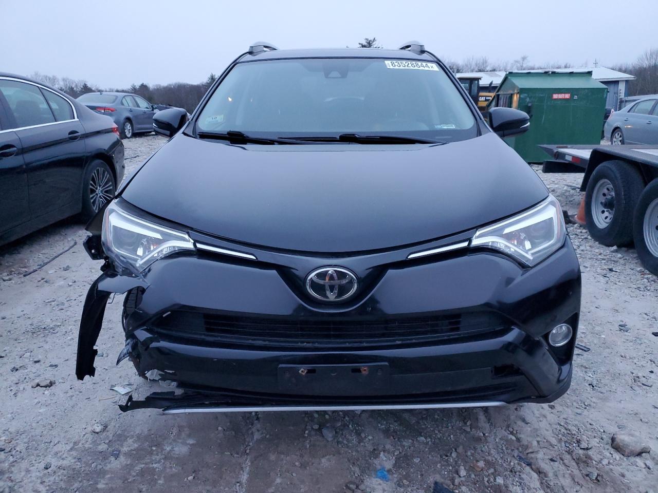 VIN 2T3DFREV4HW678458 2017 TOYOTA RAV4 no.5