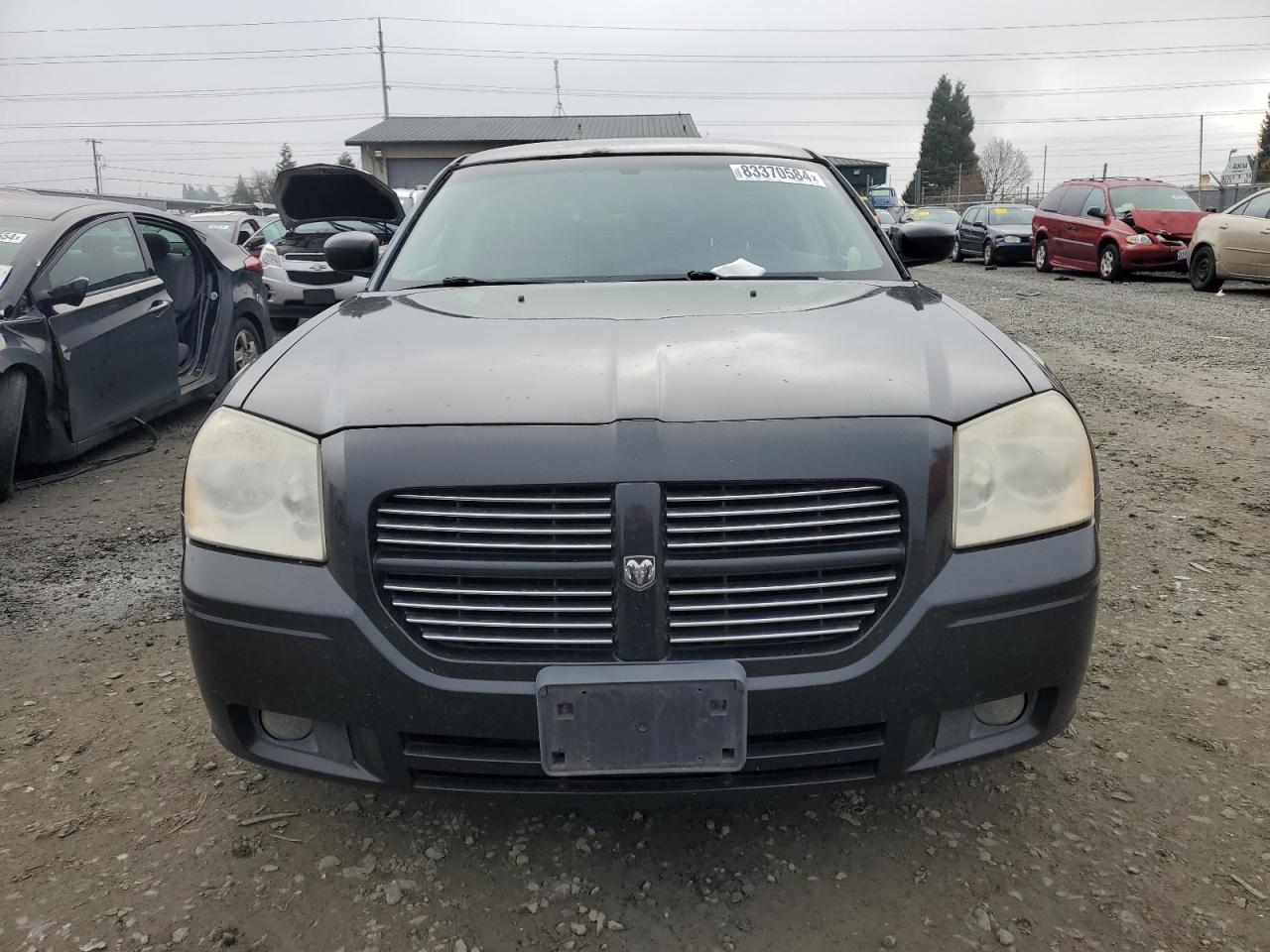 2006 Dodge Magnum - Image 5