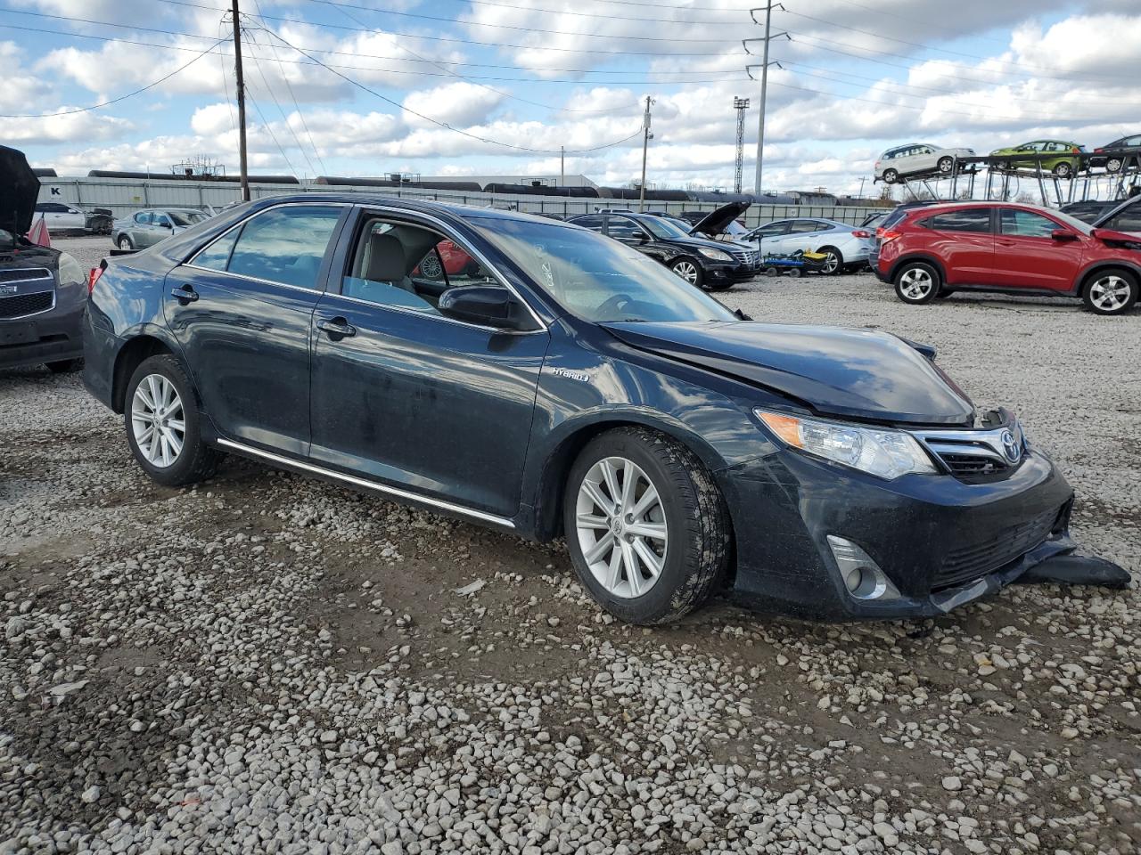 2013 Toyota Camry - Image 4