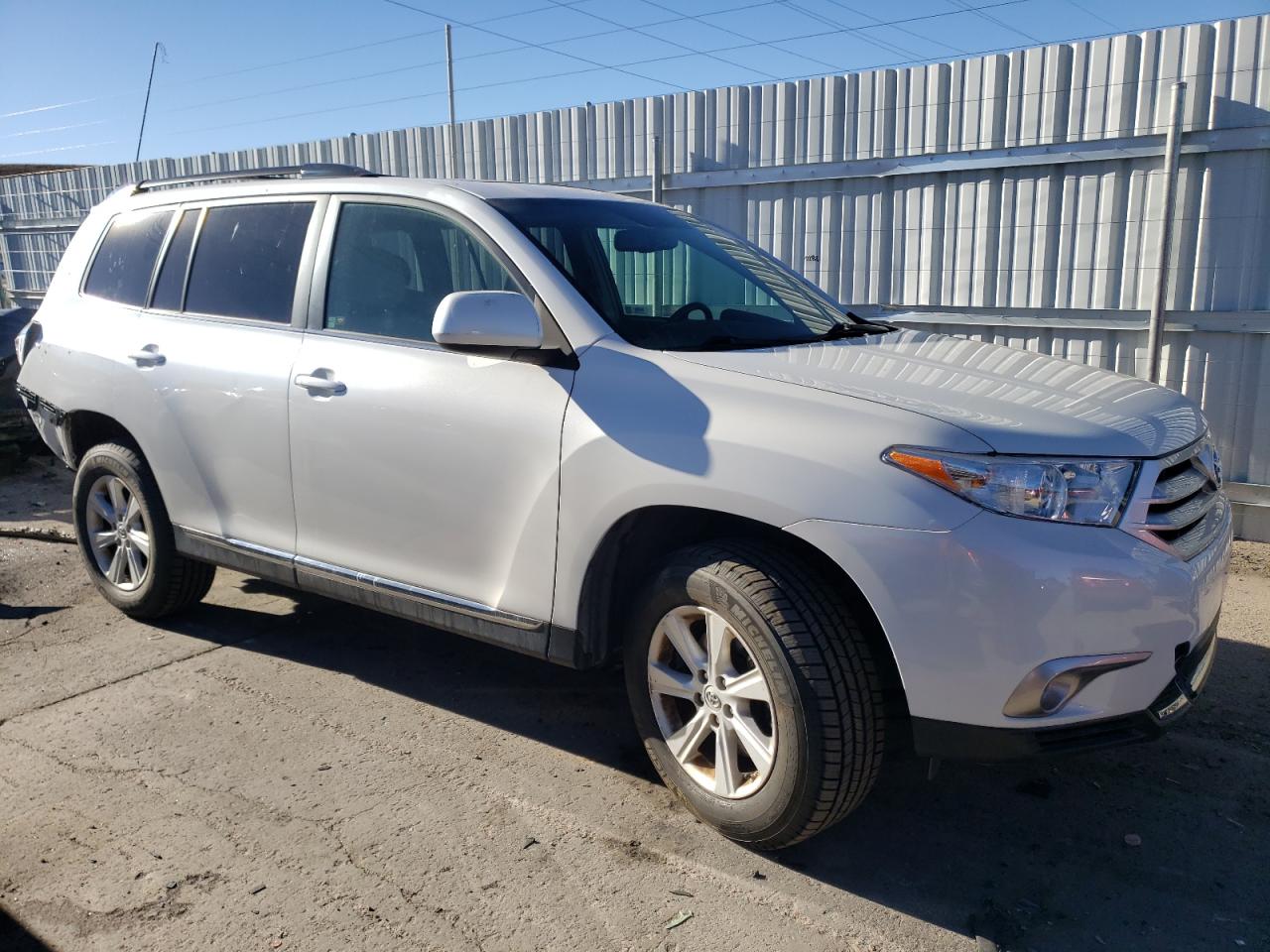 2011 Toyota Highlander - Image 4