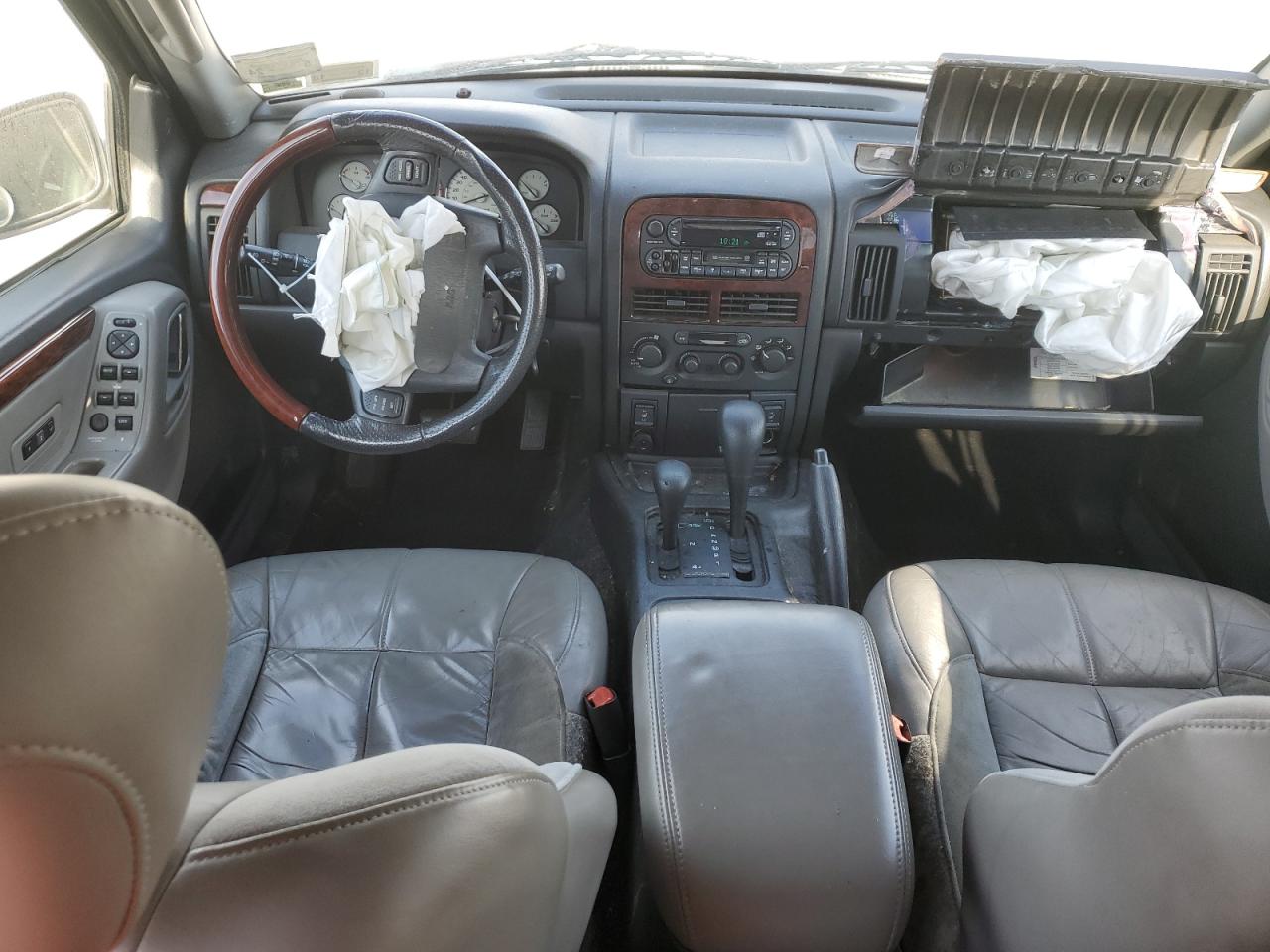 2002 Jeep Grand Cherokee Overland VIN: 1J8GW68J42C113845 Lot: 83316404