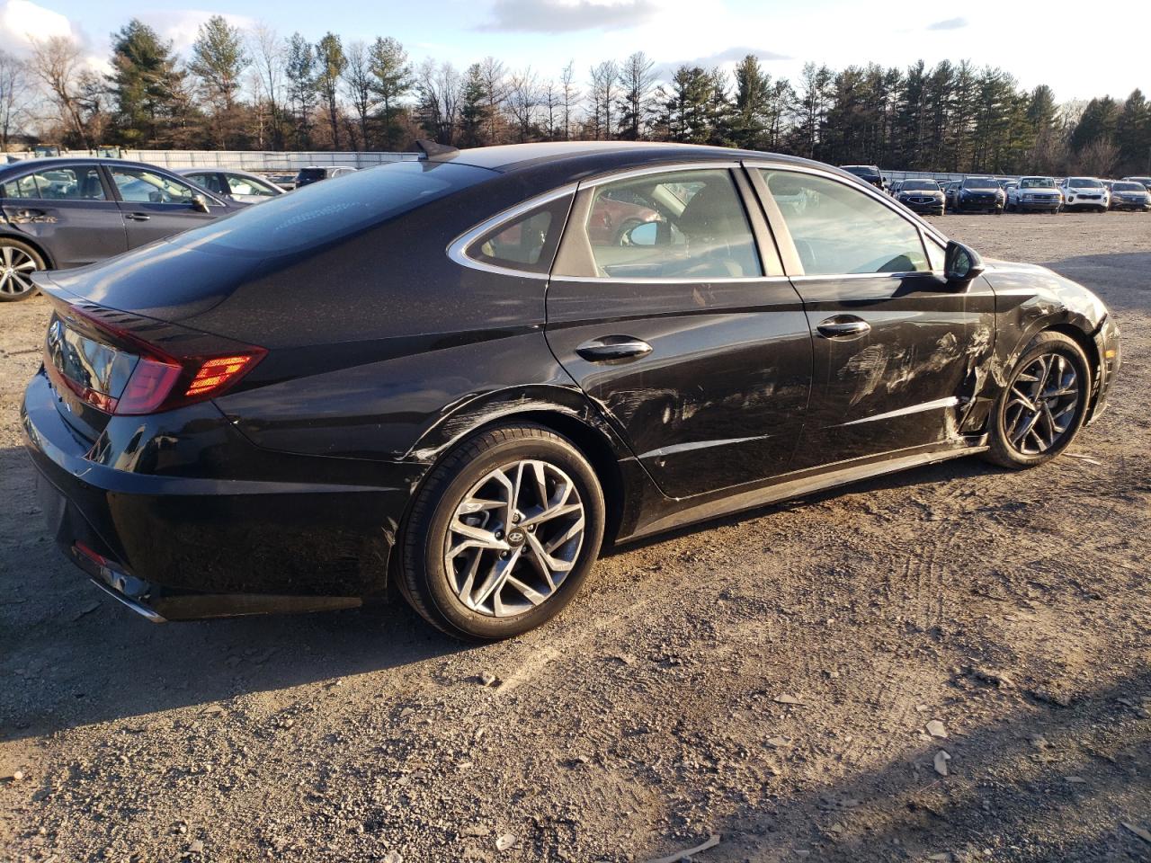 2020 Hyundai Sonata - Image 3