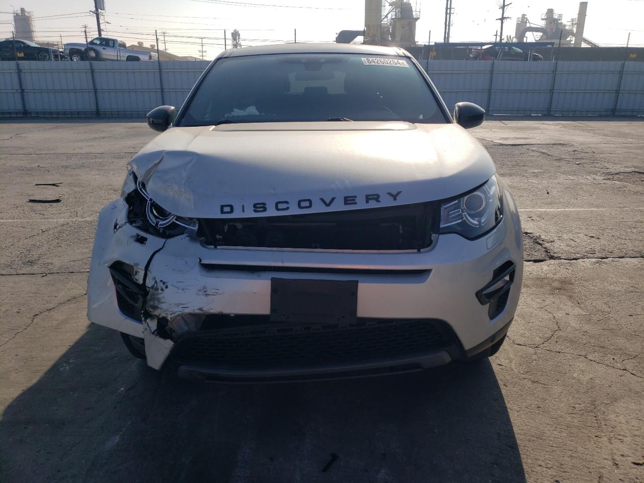 2018 Land Rover Discovery - Image 5