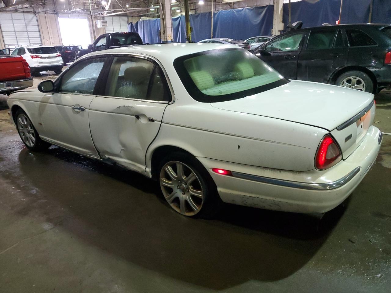 2006 Jaguar XJ - Image 2