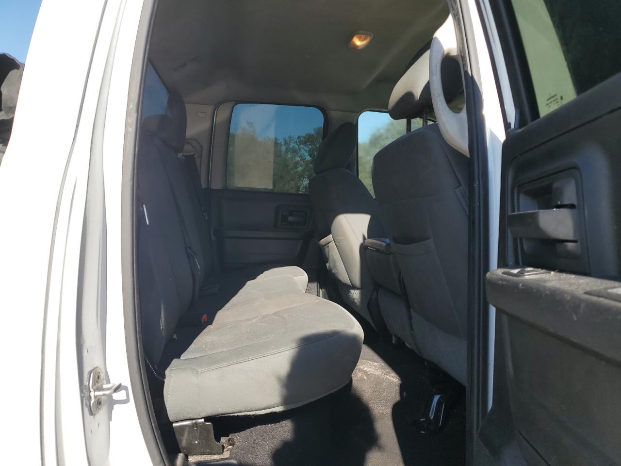 2013 RAM 1500 - Image 10