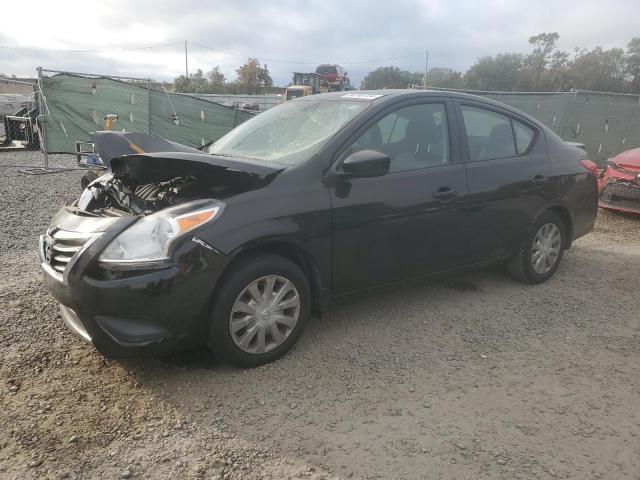  NISSAN VERSA 2018 Черный