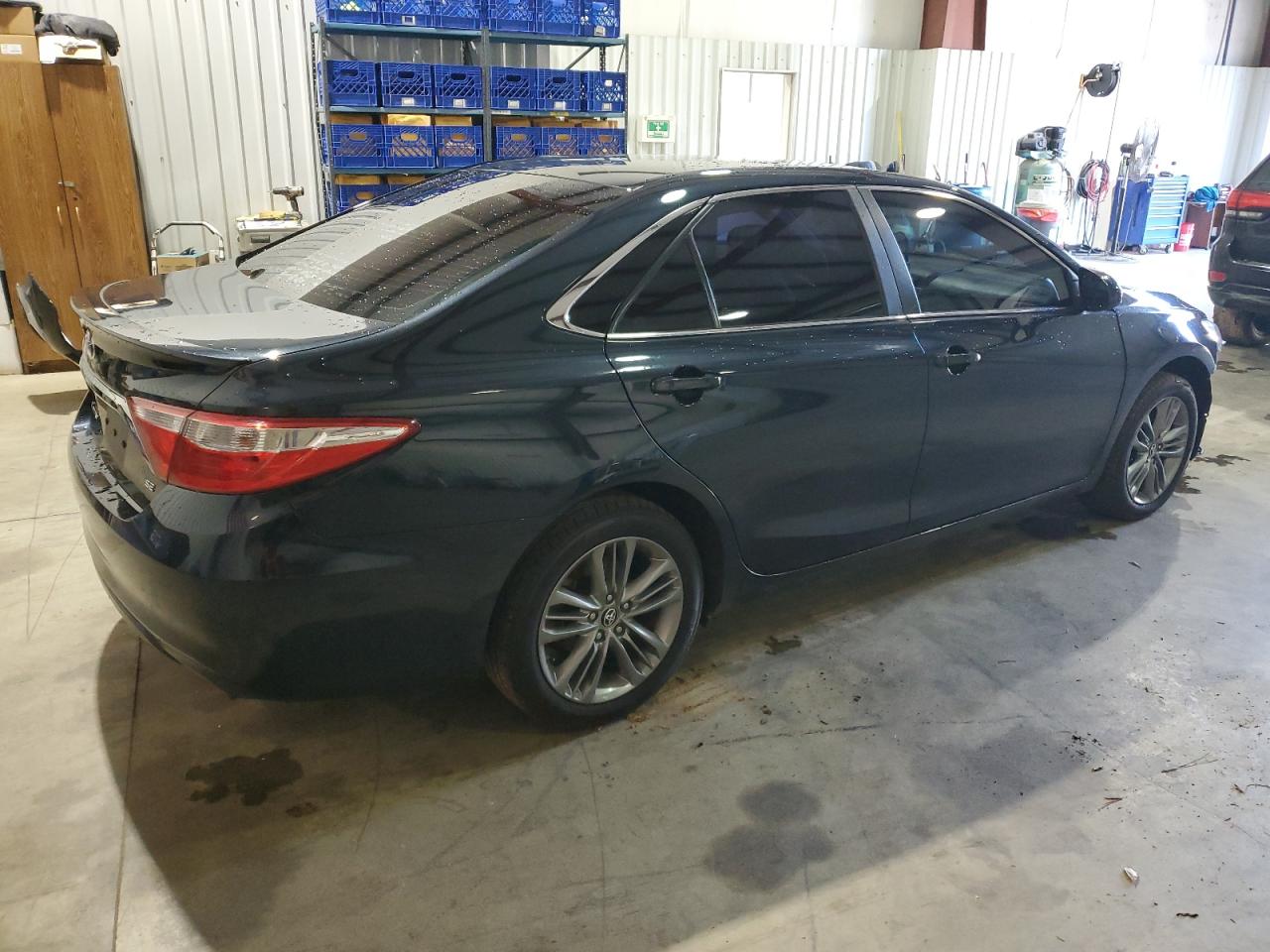 VIN 4T1BF1FK9HU453183 2017 TOYOTA CAMRY no.3