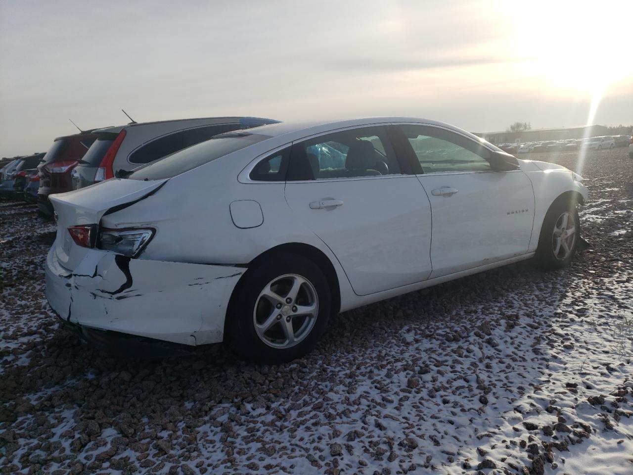 2018 Chevrolet Malibu - Image 3