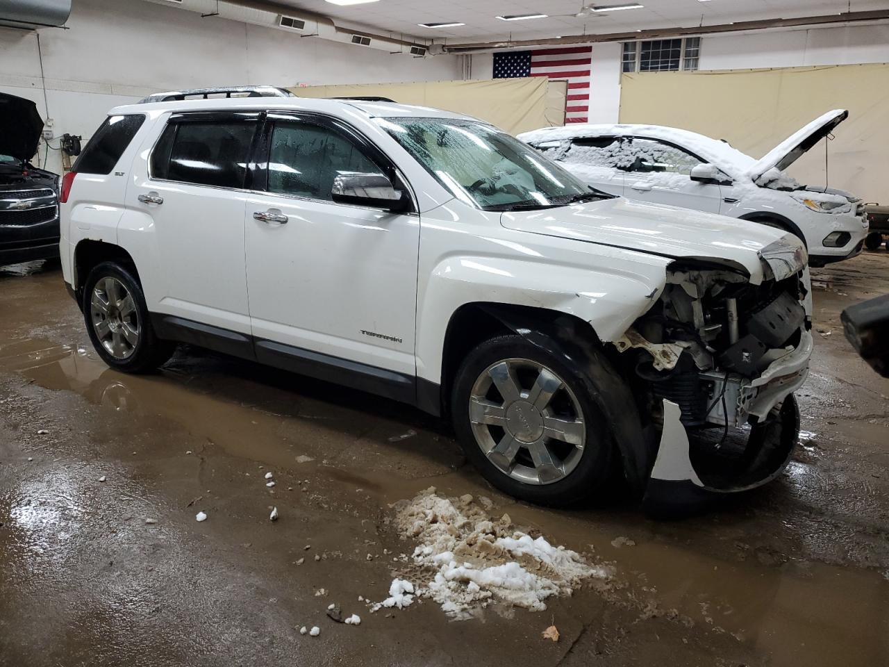 2011 GMC Terrain - Image 4