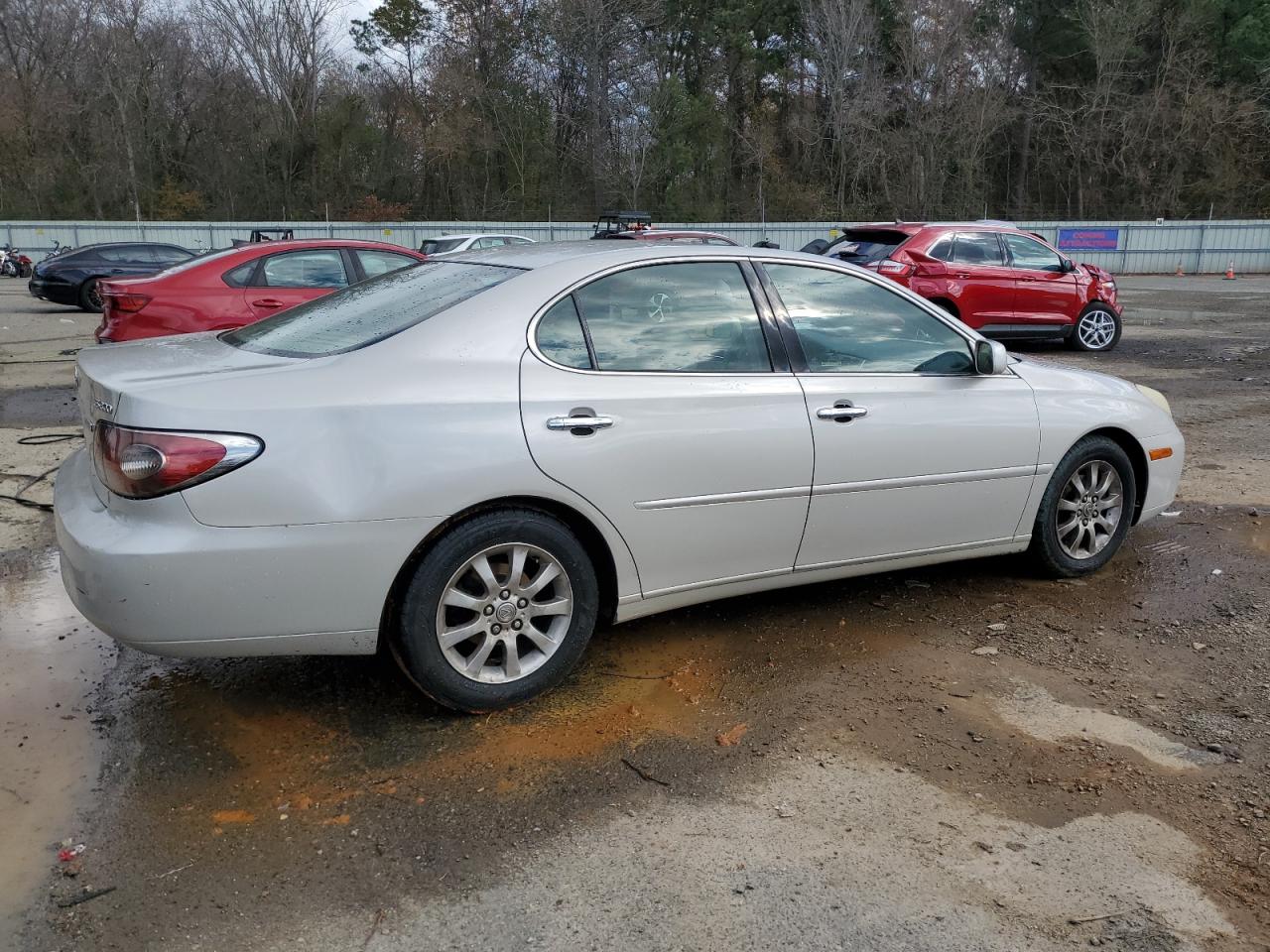 2002 Lexus ES - Image 3