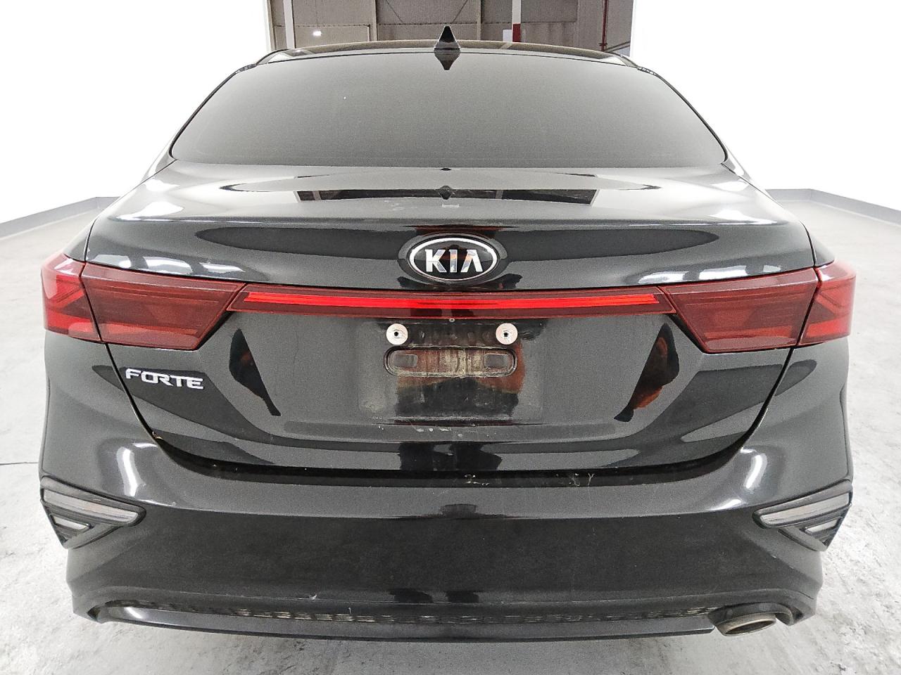 2019 Kia Forte - Image 6