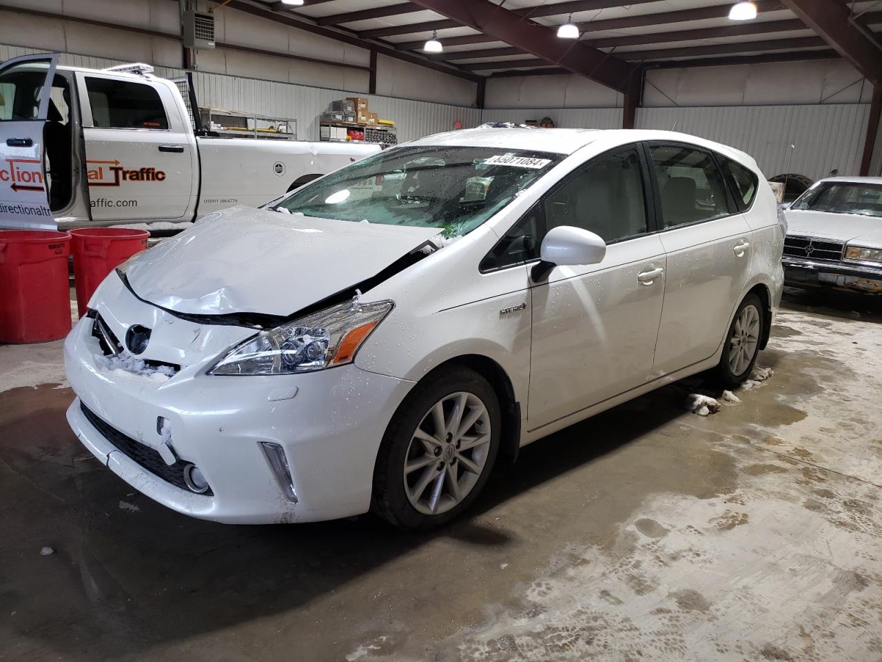 VIN JTDZN3EU2D3214191 2013 TOYOTA PRIUS no.1